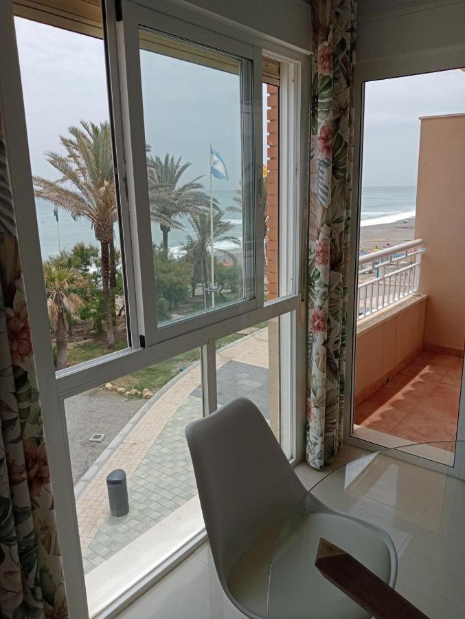 Primera Linea De Playa A 10 Min Estepona San Luis de Sabinillas Exteriér fotografie