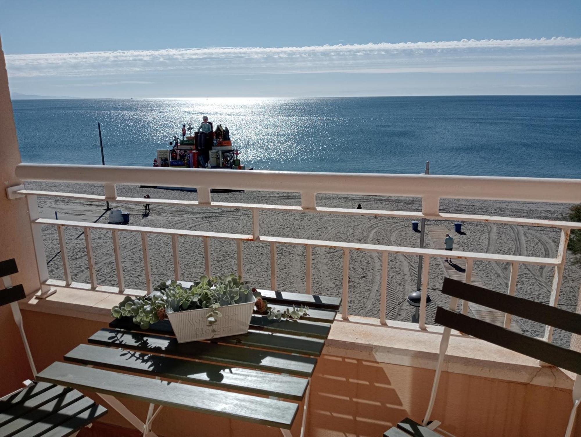 Primera Linea De Playa A 10 Min Estepona San Luis de Sabinillas Exteriér fotografie